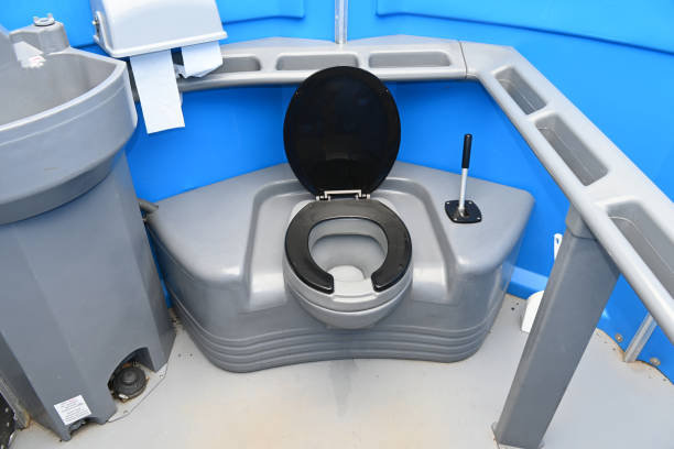 Best Porta potty delivery and setup  in Cape Canaveral, FL